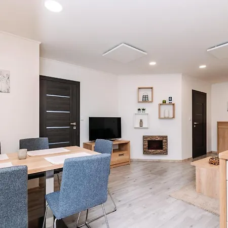 Hugo Klinovec Apartment *